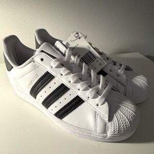Adidas Superstar W Sneakers – White/Black – Women’s Size 8 (New!)